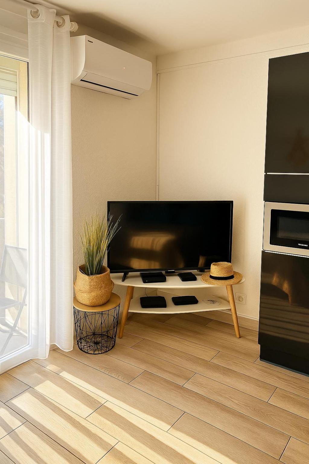 "Cosy" Appartement Confort De 50M2 A 150M De La Mer Et Du Centre Ville, Parking Gratuit Canet-en-Roussillon Ngoại thất bức ảnh